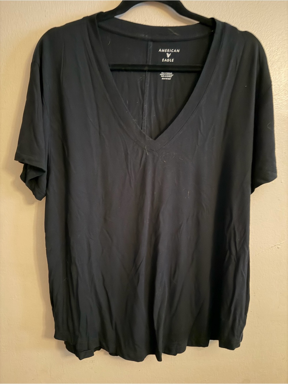 American Eagle Black Soft & Sexy T